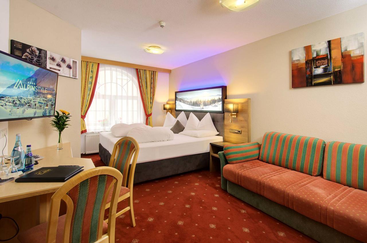 Alpinstyle Hotel Ischgl Esterno foto