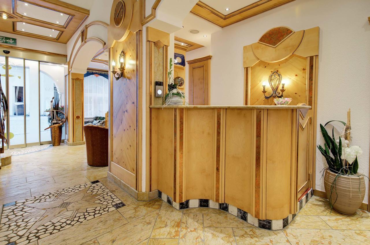 Alpinstyle Hotel Ischgl Esterno foto