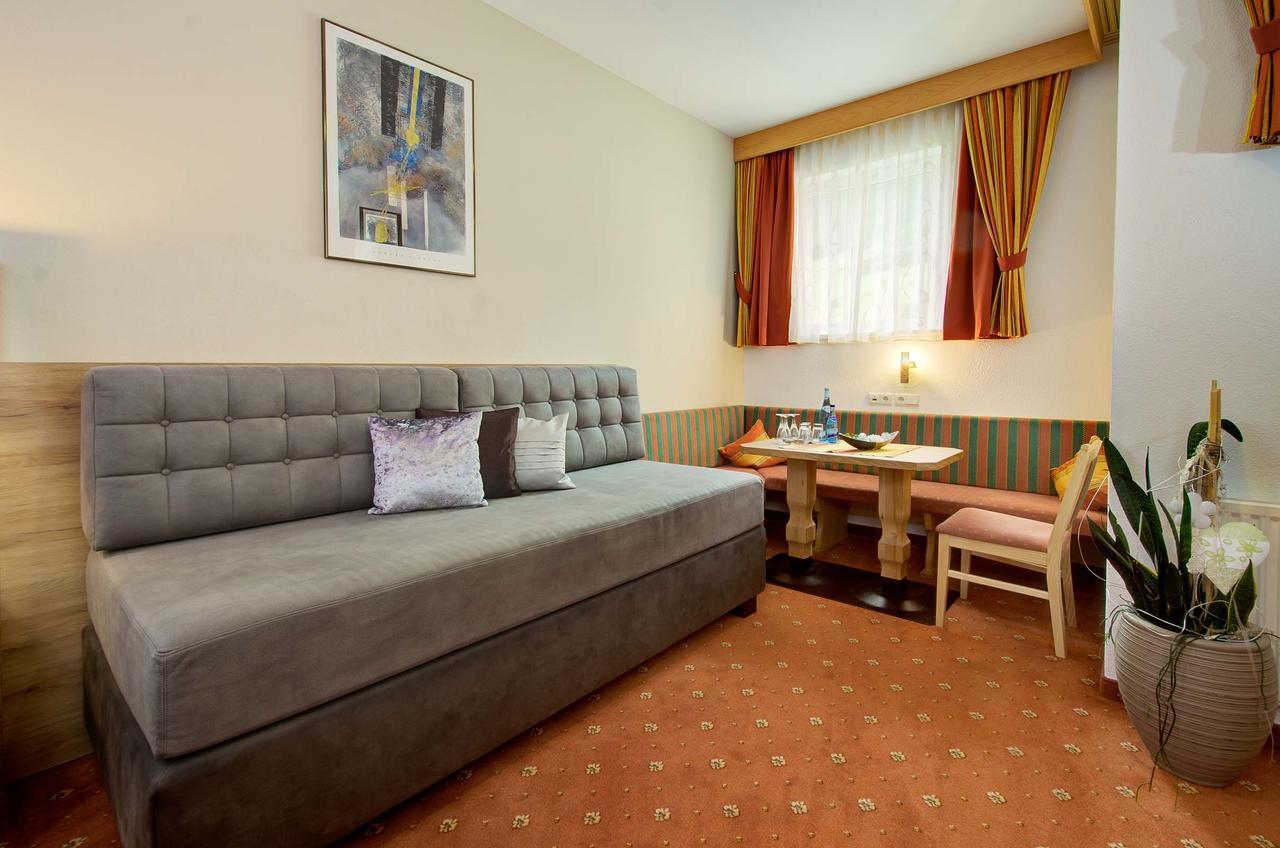 Alpinstyle Hotel Ischgl Esterno foto