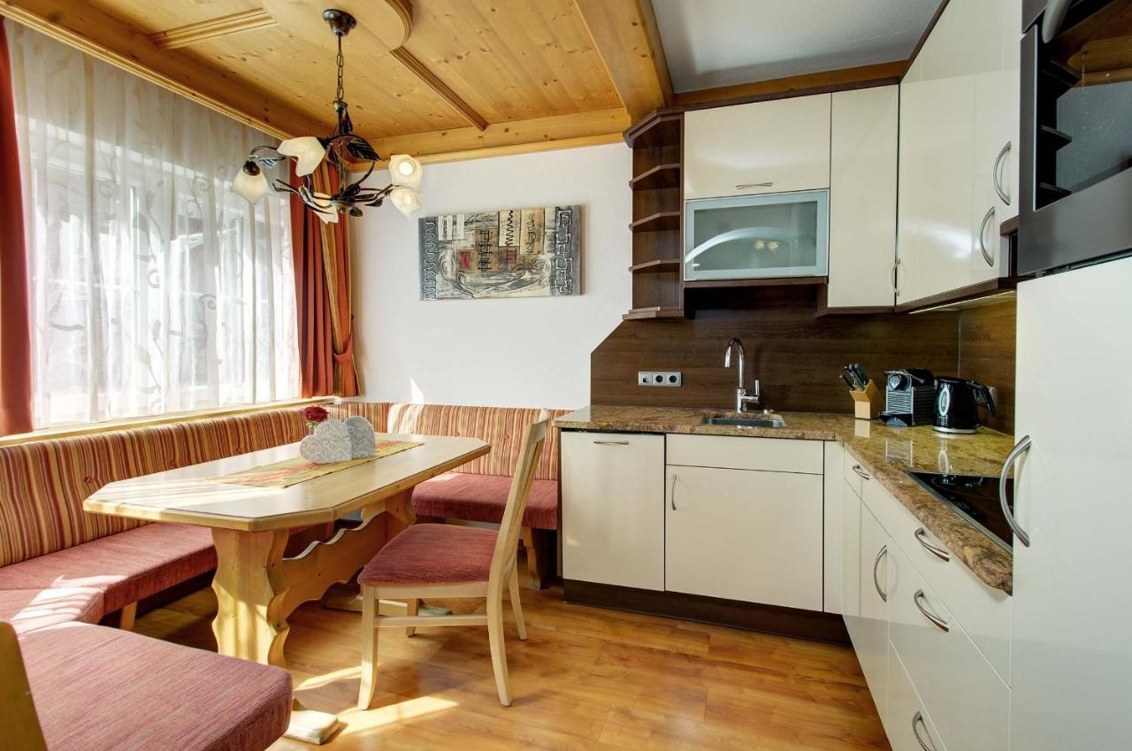 Alpinstyle Hotel Ischgl Esterno foto