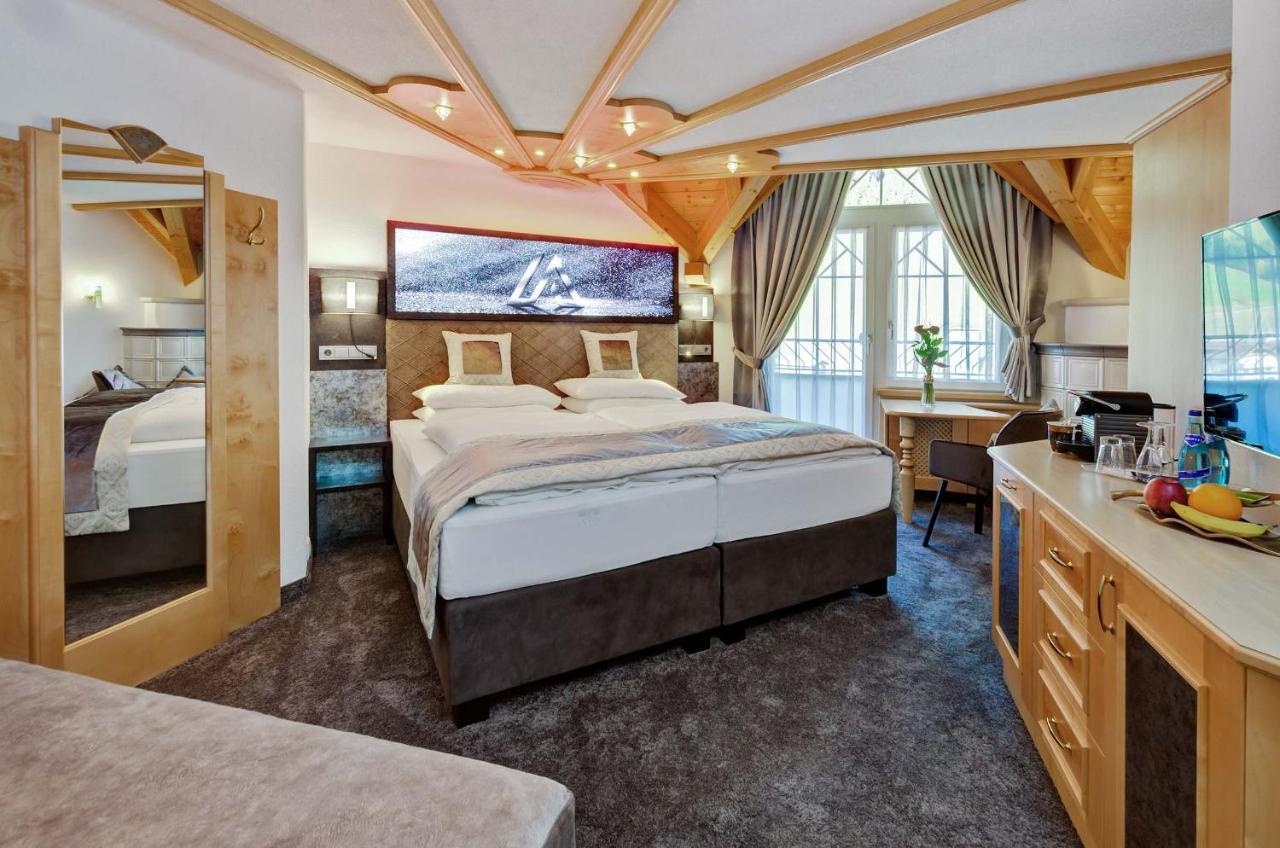 Alpinstyle Hotel Ischgl Esterno foto